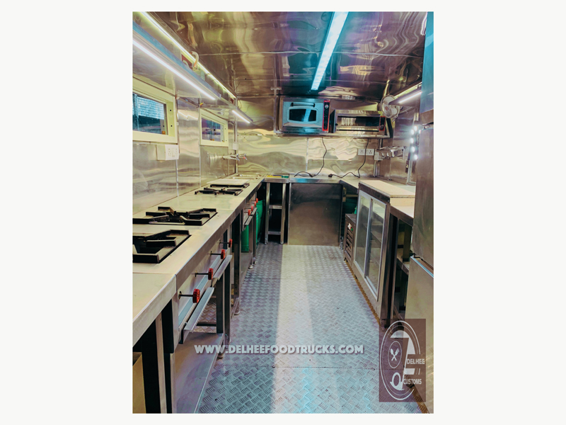 Mobile Restaurant Kitchen Setup